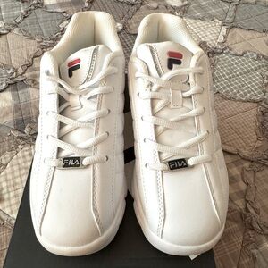 Fila Fulcrum 3 White with Red & Blue Logo Athletic Shoes
